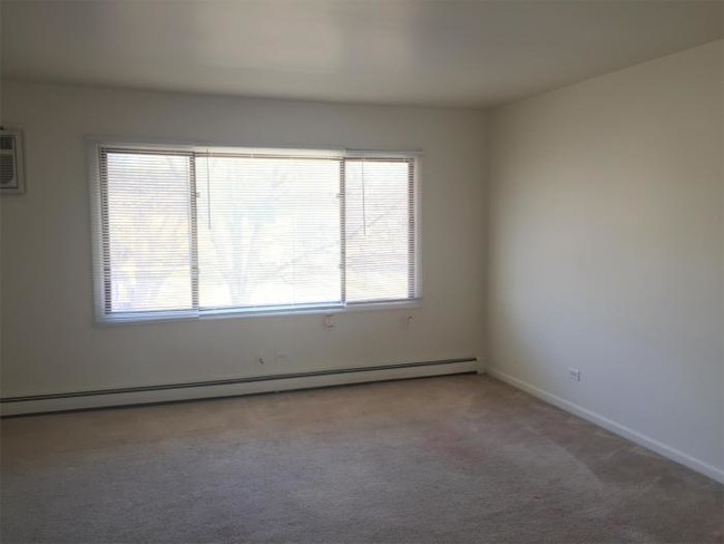 Foto del edificio - 2 bedroom in Elgin IL 60123