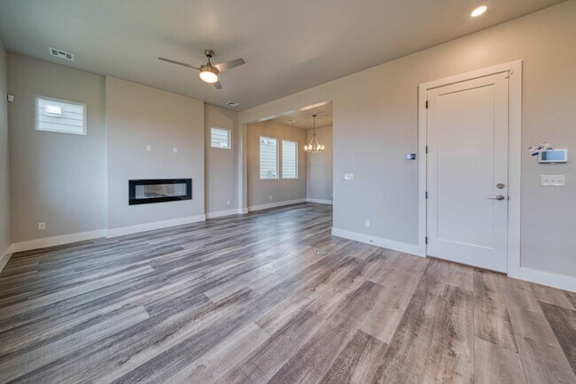 Foto del edificio - 2525 NW 129th St