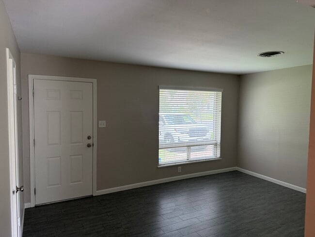 Building Photo - 8211 Rockwood Ln