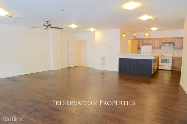 Building Photo - Studio, 1 bath Apartment - 355 Washington St