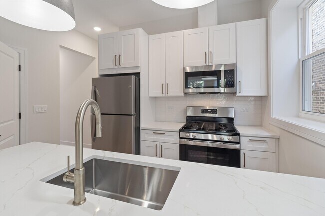 Foto del edificio - 839 N Rockwell St