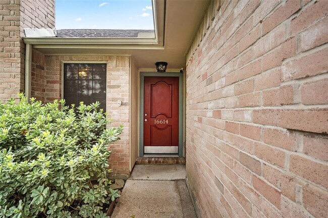 Building Photo - 16614 Red Gully Dr