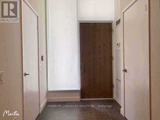 Building Photo - 121-T121 McMahon Dr