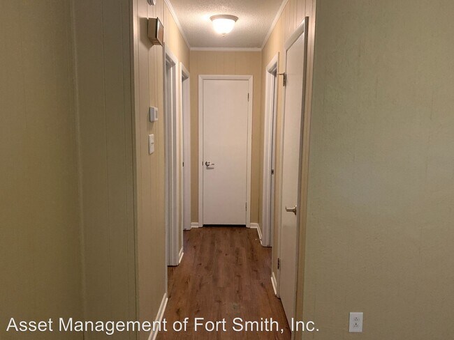 Foto del edificio - 4900-4902 Summit St