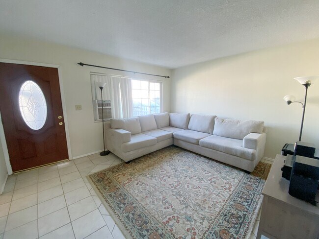 Foto del edificio - 4058 W Ave L4