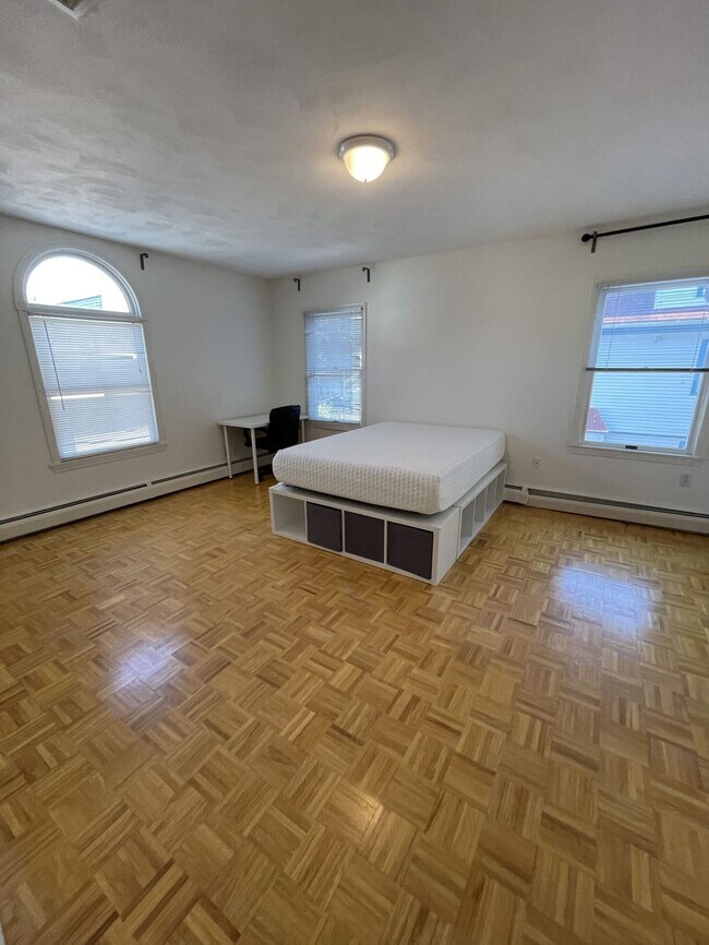 Foto del edificio - 382 Brook St