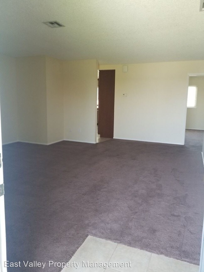 Building Photo - 4 br, 2 bath House - 12781 Reed Ave
