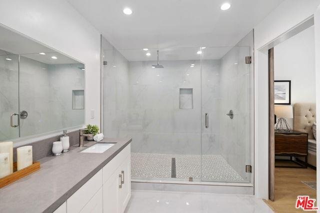 Foto del edificio - 521 N Lamer St