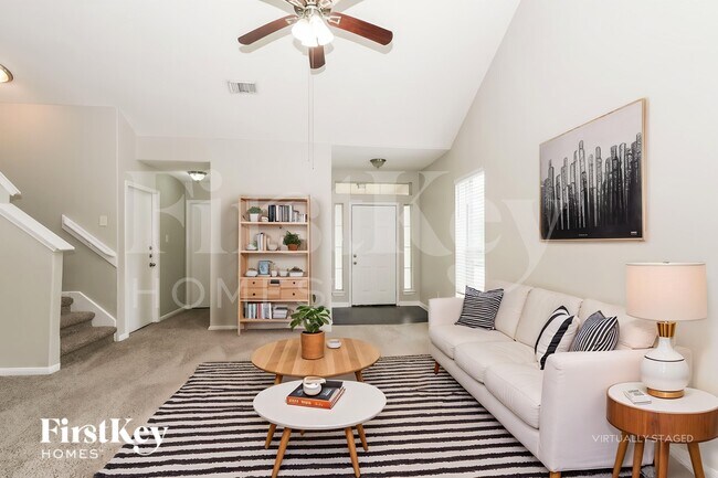 Foto del edificio - 1438 Rocky Glen Ln