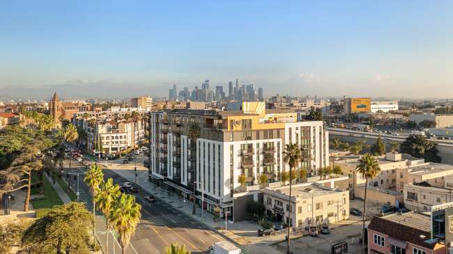 Foto del edificio - Hub LA Coliseum