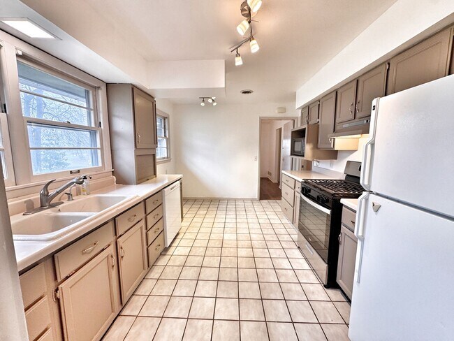 Foto del edificio - One level living in Minnetonka