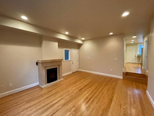Foto del edificio - Beautifully Updated Dolores Heights One Be...