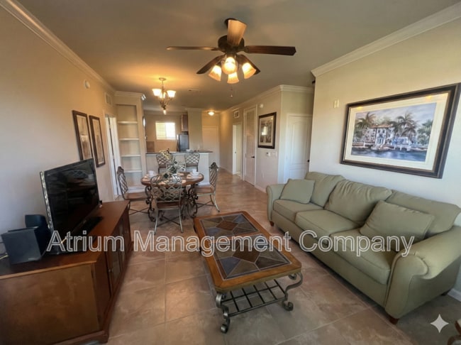 Building Photo - 903 Charo Pkwy