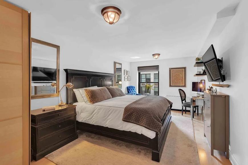Primary Photo - 3 bedroom in New York NY 10003