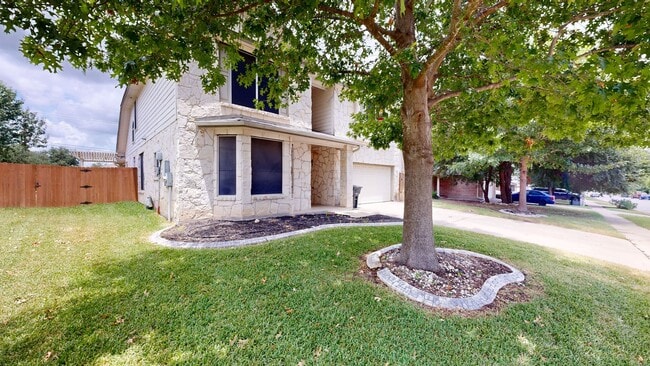 Building Photo - $2,095 FOR A GORGEOUS HOME BY FORT HOOD!