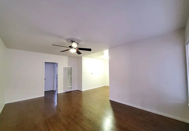 Building Photo - 5747 La Mirada Ave