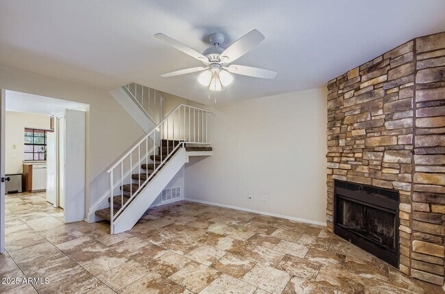 Foto del edificio - 4901 E Kelton Ln