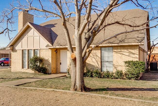 Photo - No Application Fees* $500 Off 1st Months R... House