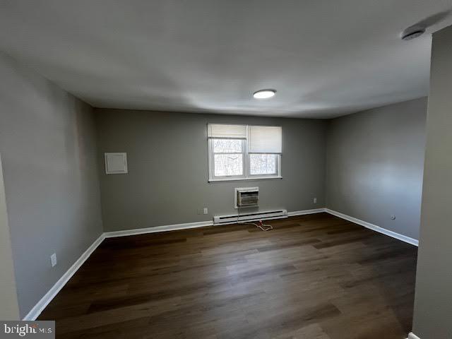 Foto del edificio - 319 Columbia Ave