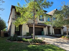 Building Photo - 14 Jonquil Pl