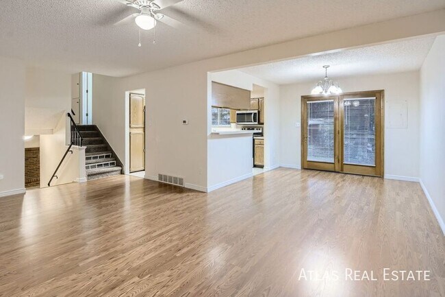 Foto del edificio - 7240 Roaring Spring Terrace