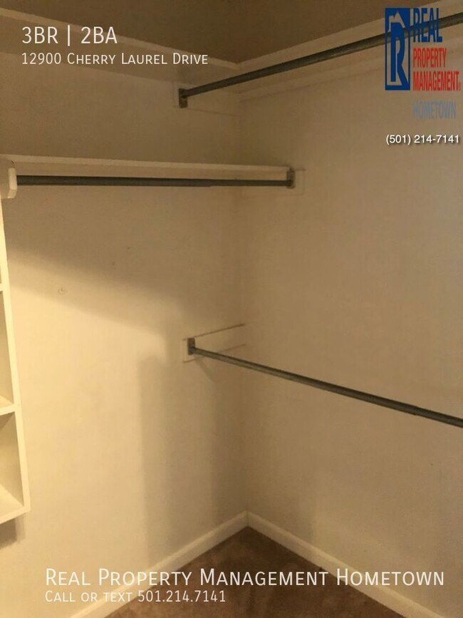 Foto del edificio - Beautiful 3-bedroom, 2-bath home in West L...