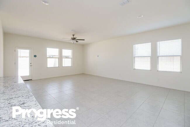 Building Photo - 35466 W San Capistrano Ave