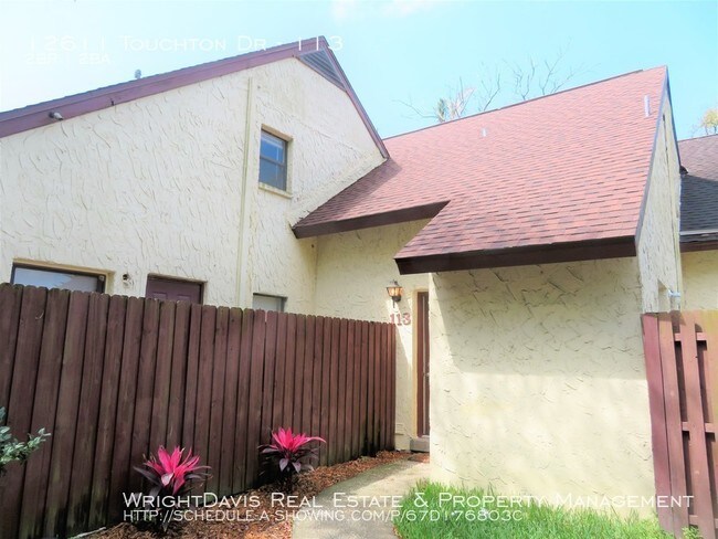 Building Photo - Beautiful 2/1.5 home in Oak Bridge Run