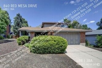 Building Photo - 840 Red Mesa Dr