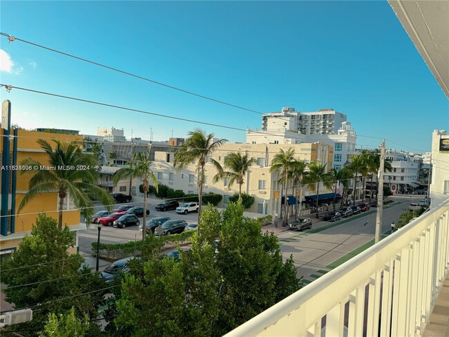 Building Photo - 401 Ocean Dr