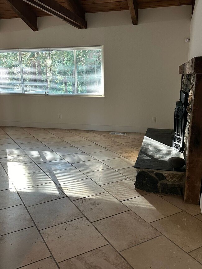 Foto del edificio - HOLIDAY SPECIAL ~ Home for Rent!