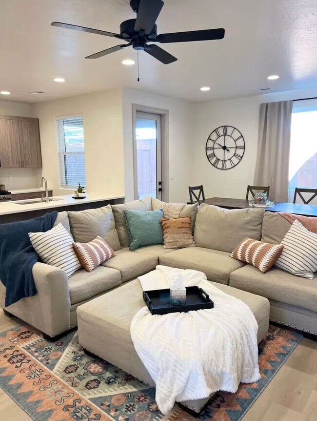 Foto del edificio - 960 Heritage Dr