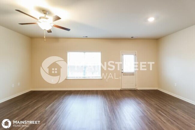 Foto del edificio - 585 Clover Circle, Springville, AL 35146