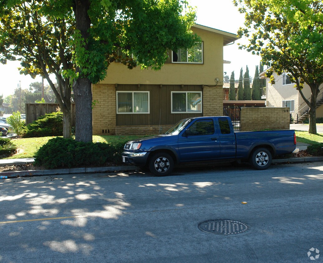 Foto del edificio - 1378 Kingfisher Way