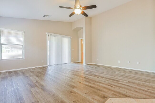 Foto del edificio - 23125 S 215th St