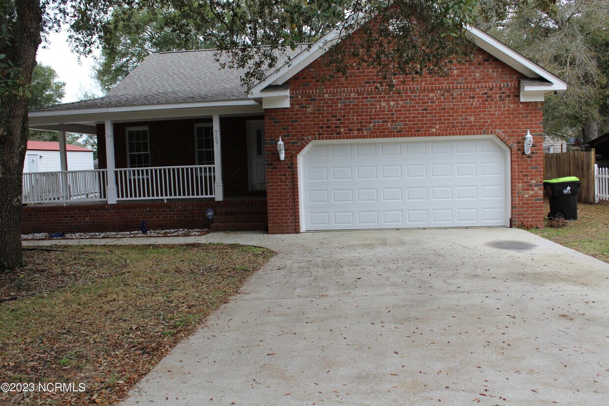 2691 Maiden Ln SW, Supply, NC 28462 House Rental in Supply, NC