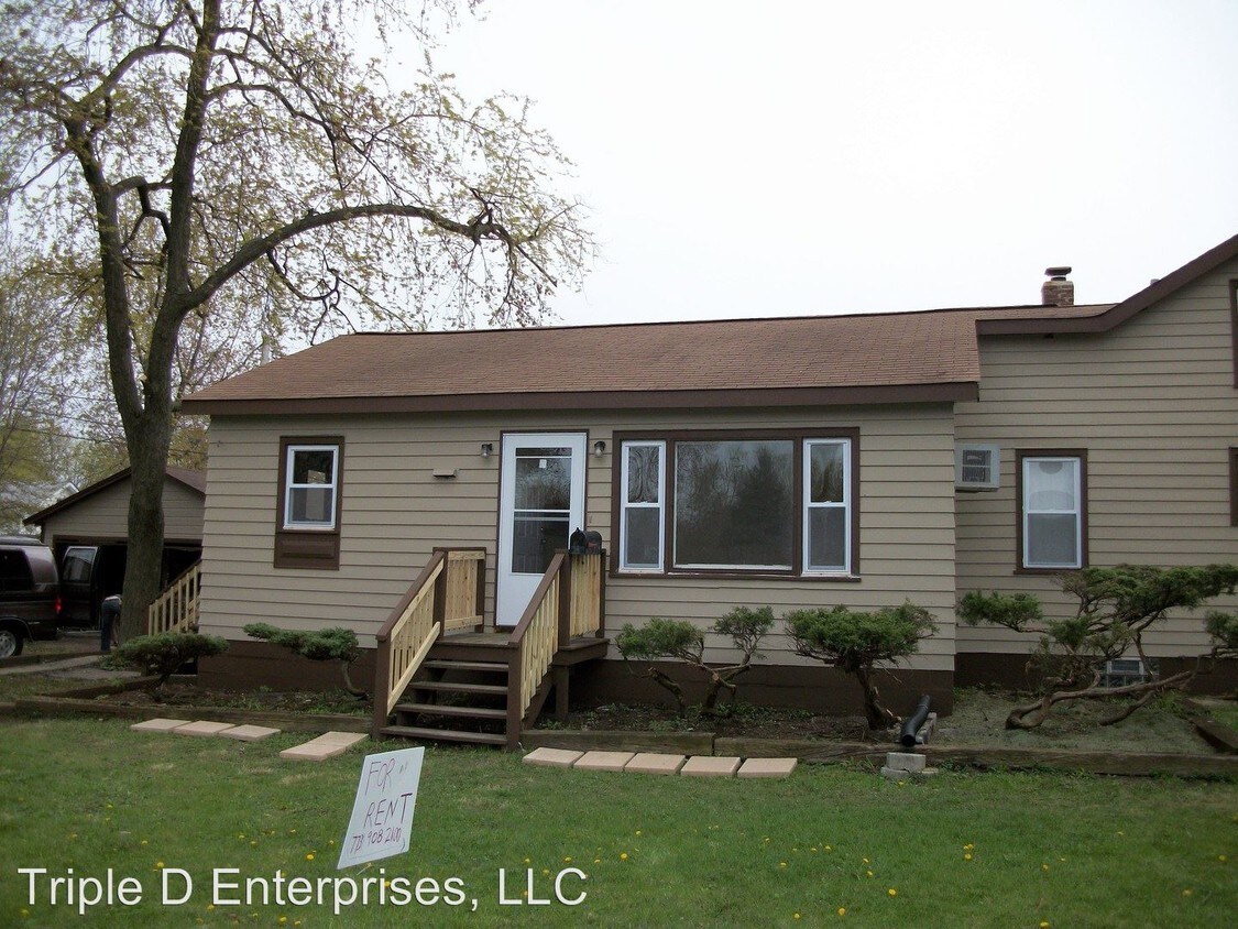3101 Green St, Steger, IL 60475 House for Rent in Steger, IL