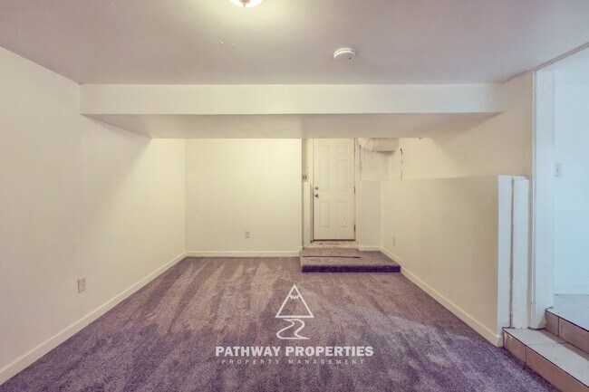 Foto del edificio - 785 28th St