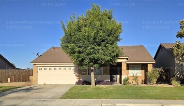 Building Photo - 7111 Santana Sun Dr