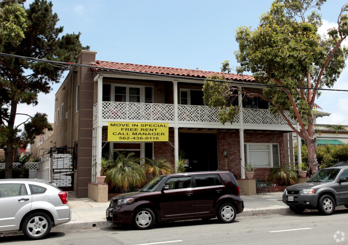 Foto principal - 1809 E 2nd St