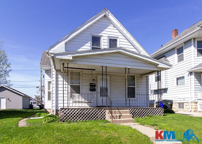 412 8th Ave SW, Cedar Rapids, IA 52404 House Rental in Cedar Rapids