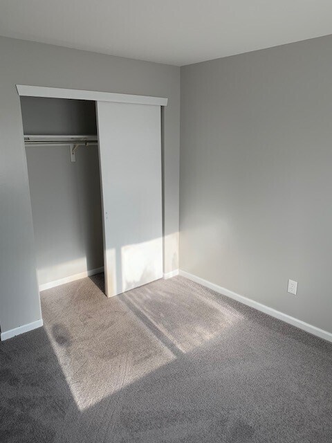 Foto del edificio - 277 E Linden Ave