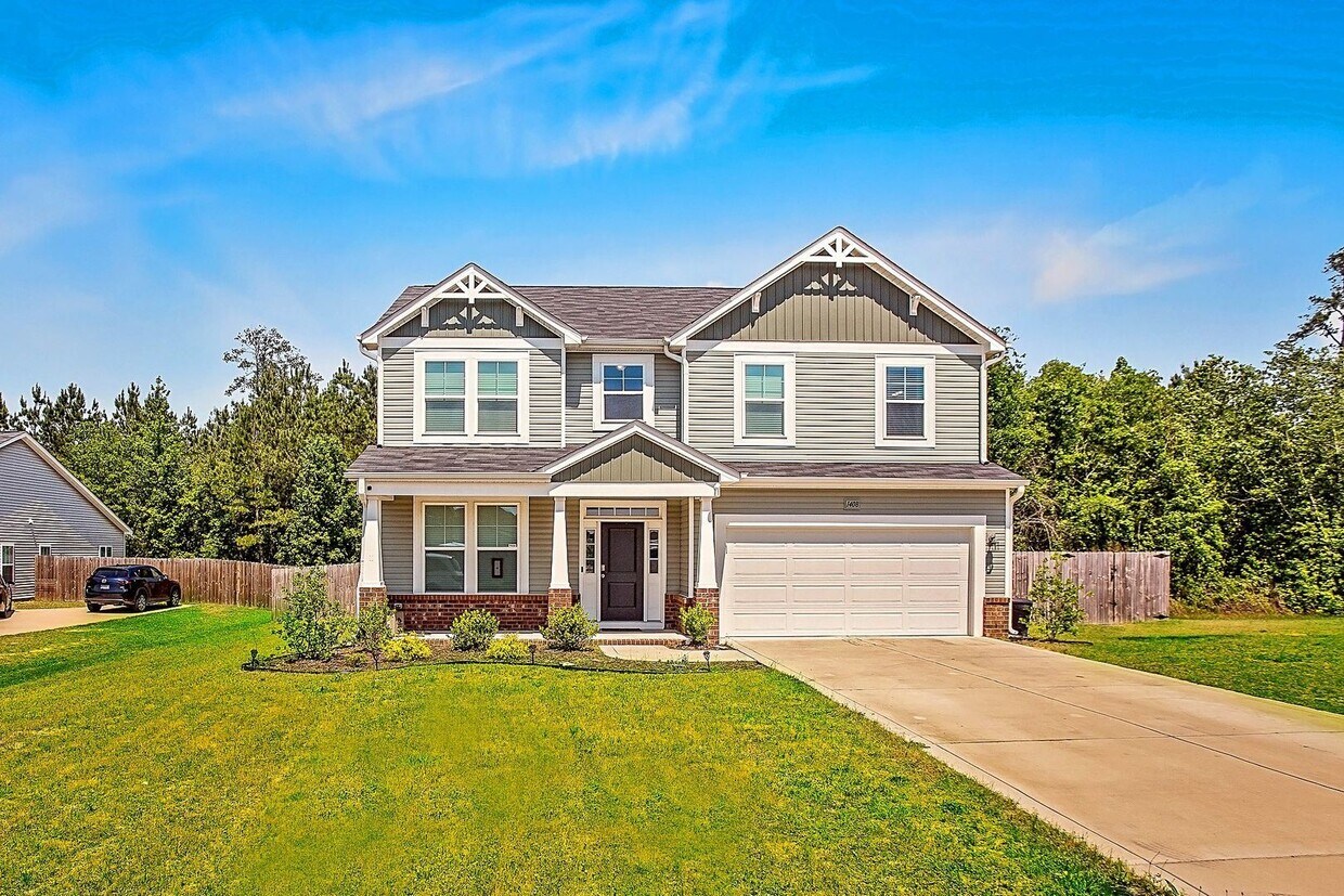 3 br, 2.5 bath House 1408 Homeland Drive House Rental in Parkton