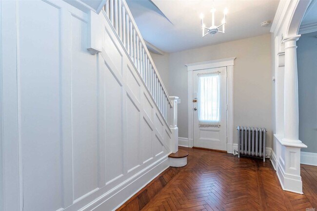 Building Photo - 31 Barrow Ct