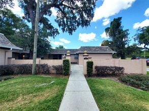 Building Photo - 107 W Clay Ave