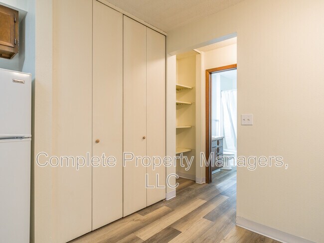 Foto del edificio - 302 Franke St