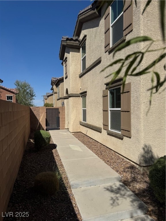 Building Photo - 1055 Admiral Emblem St