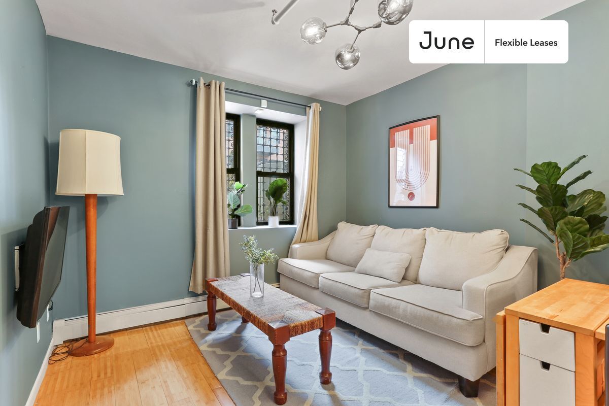 Foto principal - 310 West 137th Street