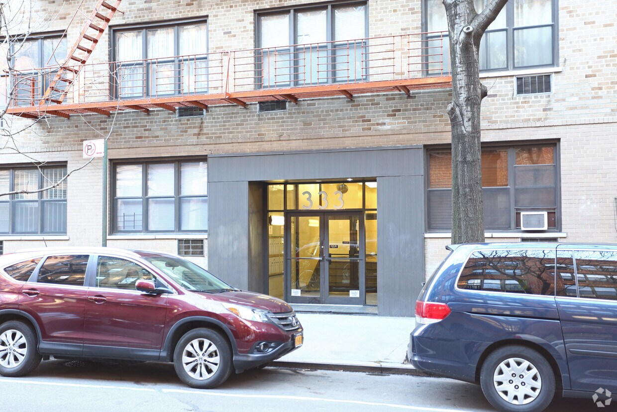 Foto del edificio - 327-333 E 90th St