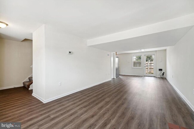 Building Photo - 1419 Potomac Heights Dr